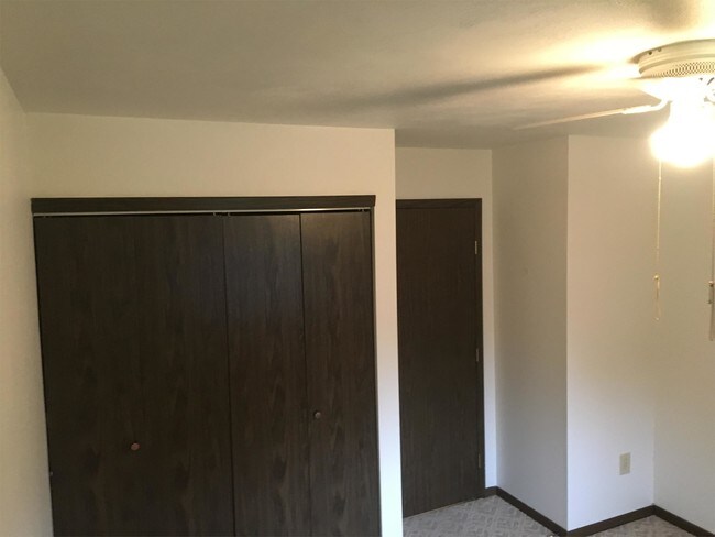 Building Photo - 201 7th Ave SE