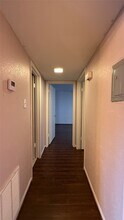 Building Photo - 2744 Briarhurst Dr