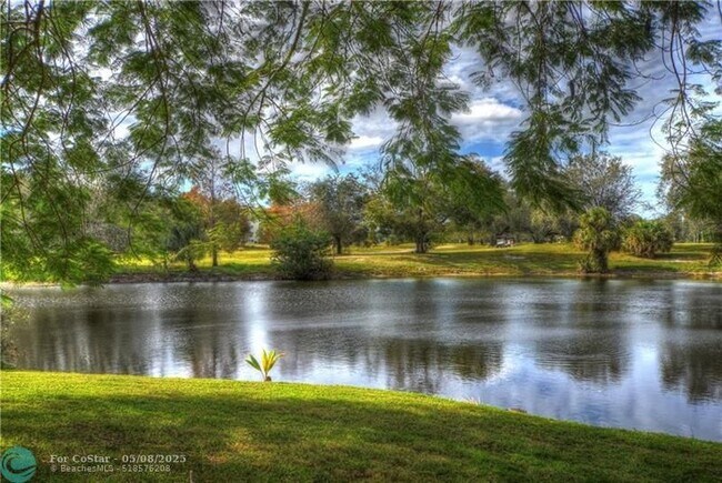 Foto del edificio - 3499 Oaks Way