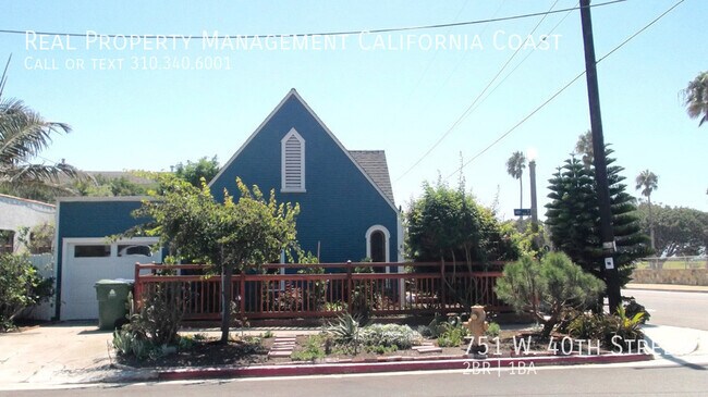 Building Photo - Stunning Updated Artsy Cottage-Style Beach...