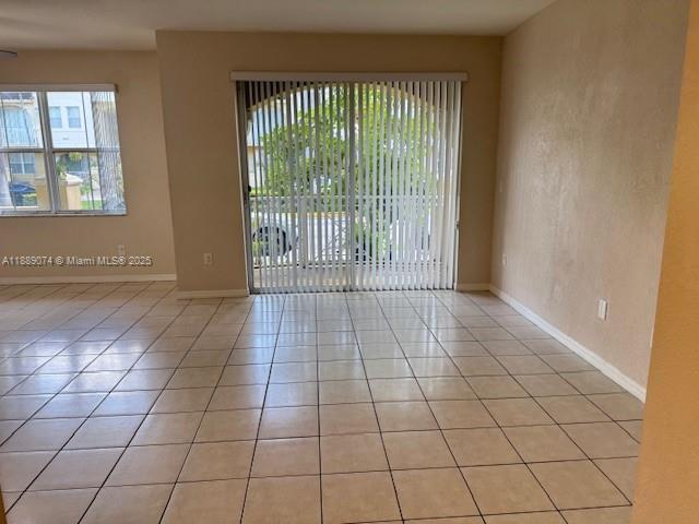 Foto del edificio - 8964 W Flagler St