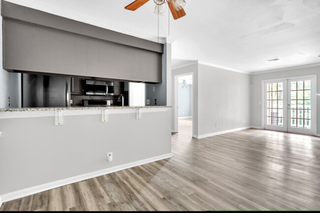Foto del edificio - 710 Barrington Hills Dr