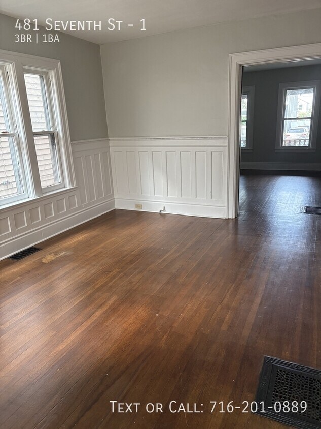 Primary Photo - 481 Seventh St-1