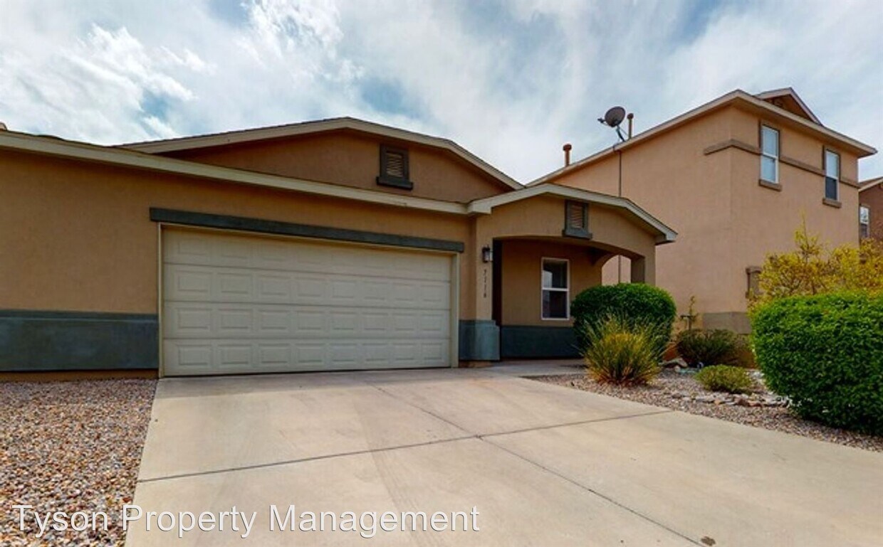 Foto principal - 3 br, 2.5 bath House - 7116 Hearthstone Rd NW