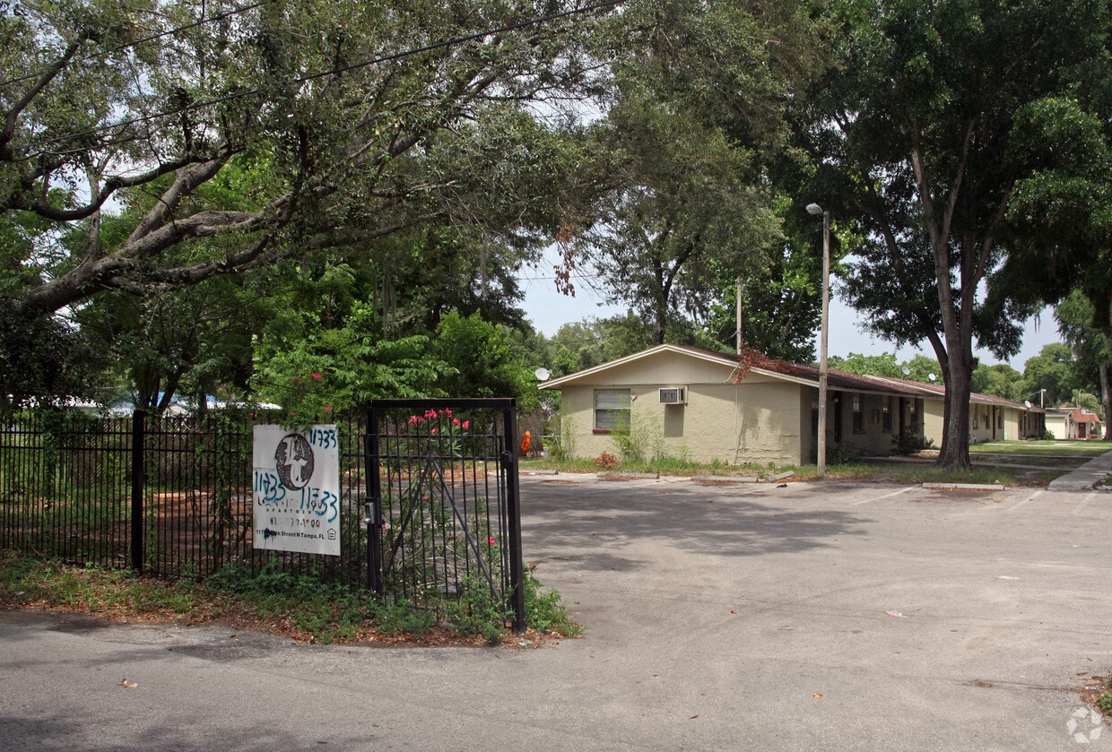 Building Photo - 11733 N 12th St