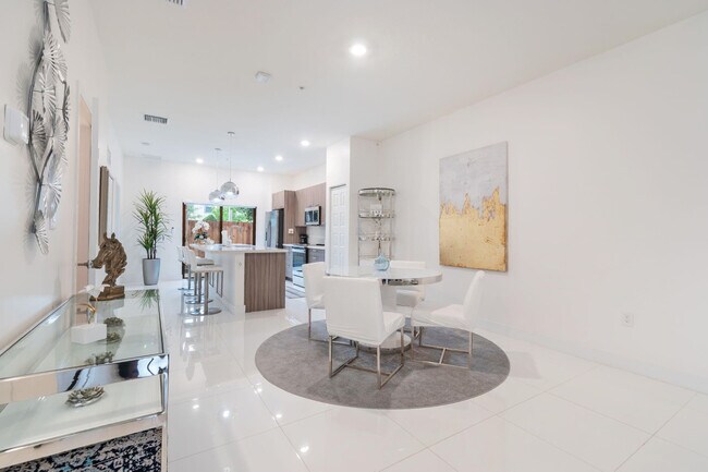 Foto del edificio - 8045 NW 104th Ave