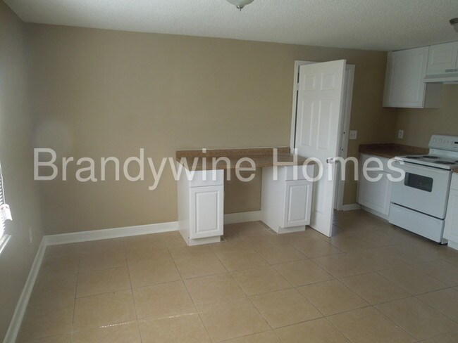 Foto del edificio - 2412 Alden Trace Blvd E