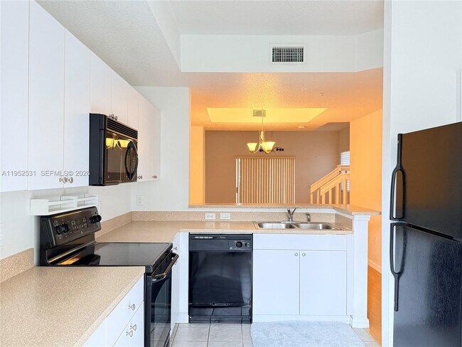 Foto del edificio - 8940 NE 8th Ave