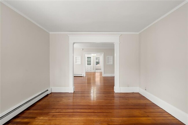 Foto del edificio - 80-80 Forest St