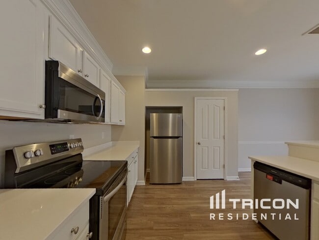 Building Photo - 536 Mountain Quail Dr