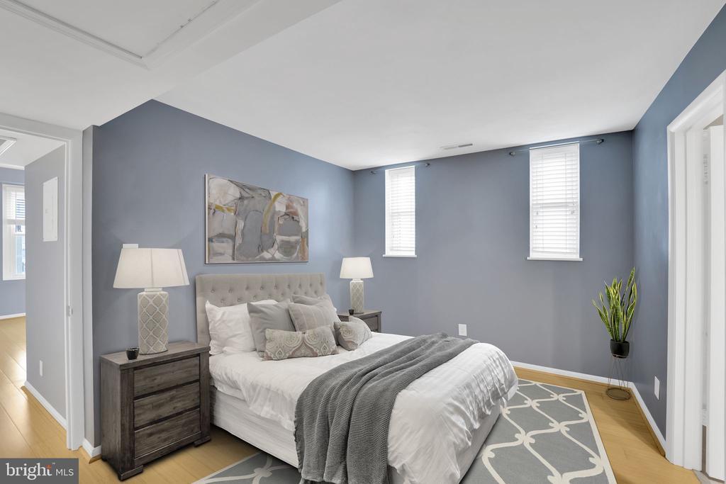 Foto principal - 1133 13th St NW