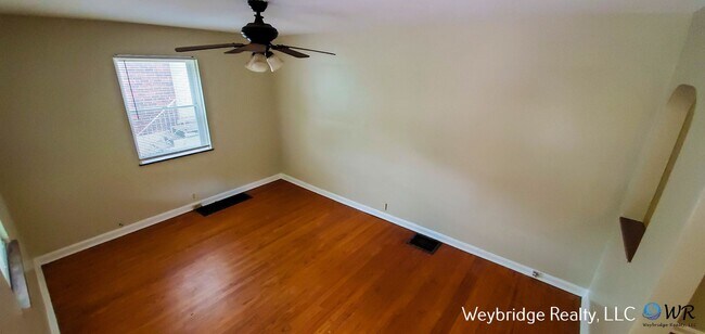 Building Photo - Nice 2 Bedroom 1 Bath House in East Price ...
