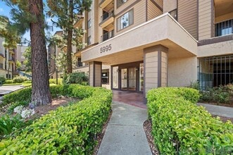 Building Photo - 5995 Dandridge Ln