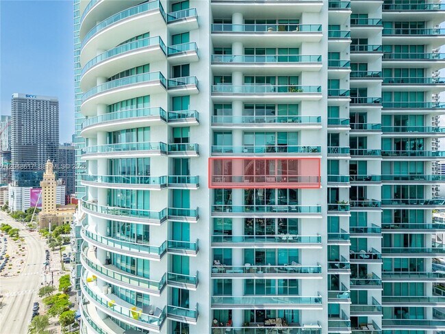 Building Photo - 900 Biscayne Blvd