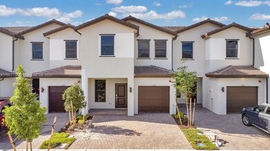 Building Photo - 250 SW 159th Ln