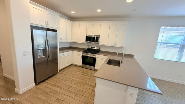 Foto del edificio - 36610 W Mediterranean Way