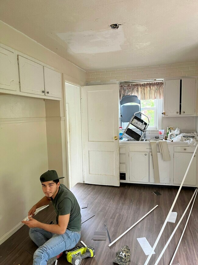 Foto del edificio - 1261 Lincoln Park Blvd