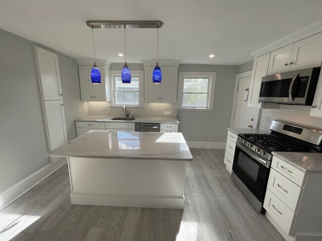 Comer en la cocina - 22 Swan St