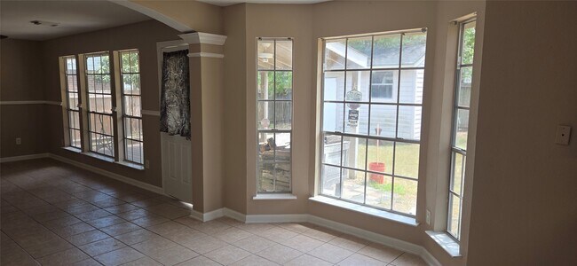 Building Photo - 23715 Norton House Ln