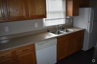 Building Photo - 1809 Kraig Dr