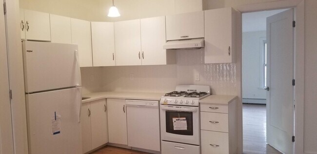 Building Photo - 336 Malcolm X Boulevard