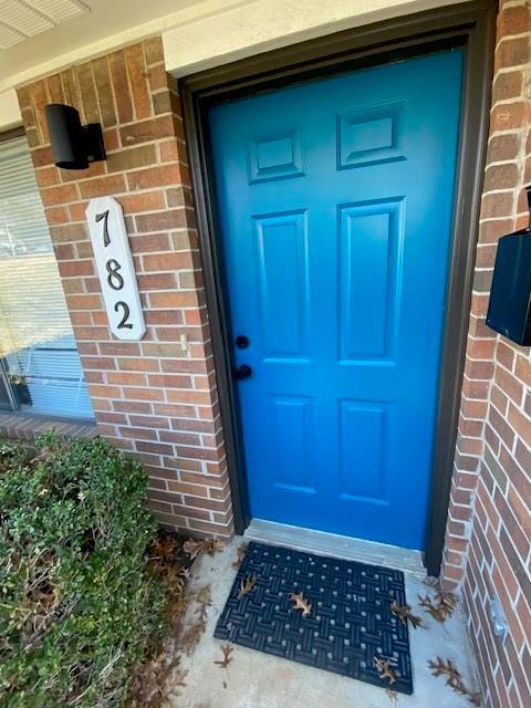 Foto del edificio - 782 N Storer Ave