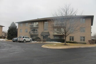 Building Photo - 1056 Ashley Ct N