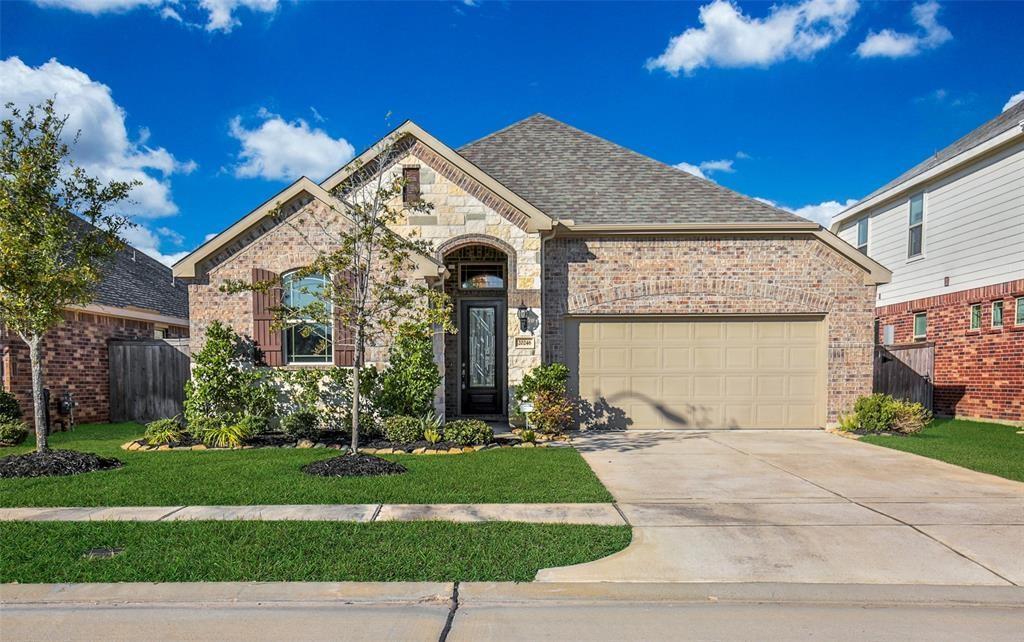 20246 Fossil Valley Ln, Cypress, TX 77433 House for Rent in Cypress