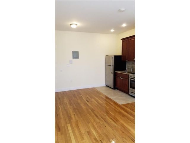 Foto del edificio - 6801-6820 20th Ave