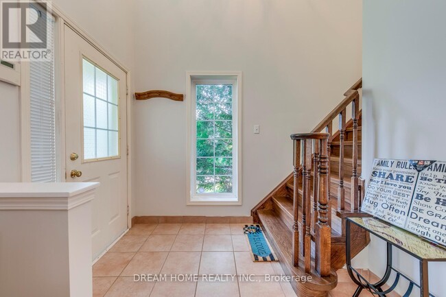 Photo du bâtiment - 1281 Glenrose Crescent