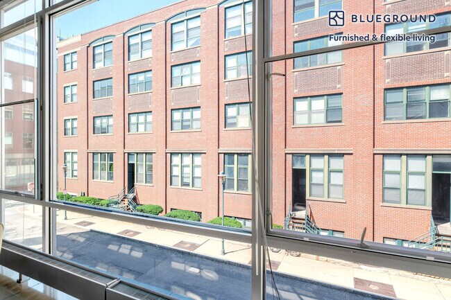 Building Photo - 23 Sidney St