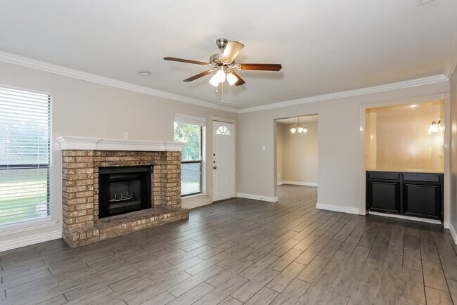 Foto del edificio - 216 Mesa Wood Dr