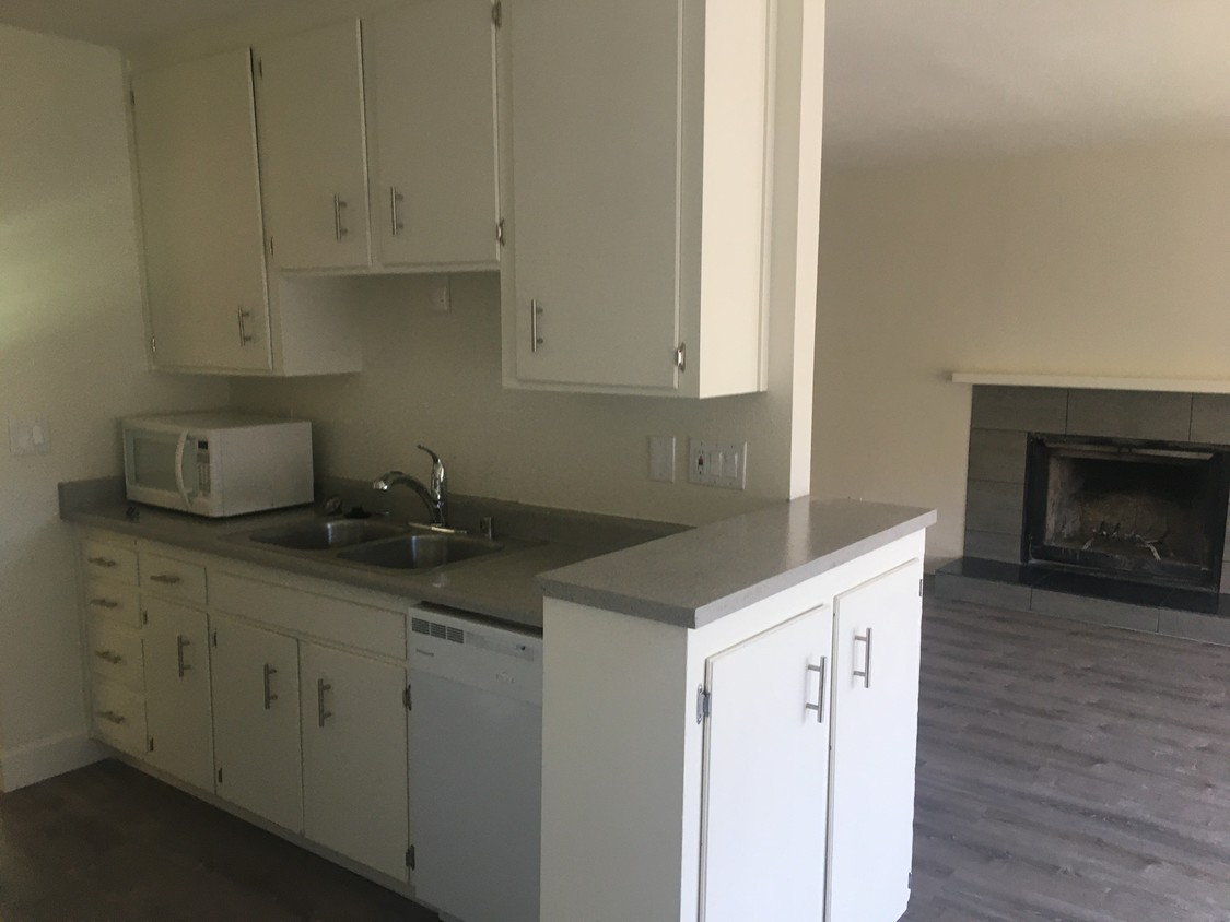 Foto principal - 1215 Berrum Ln