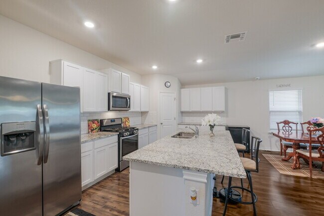 Foto del edificio - Swing Arc Way