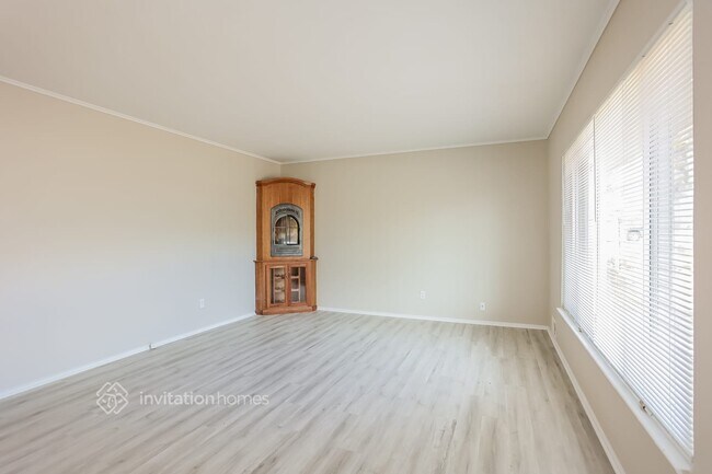 Building Photo - 2857 S Zenobia St