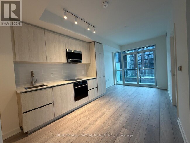 Photo du bâtiment - 110 Broadway Ave