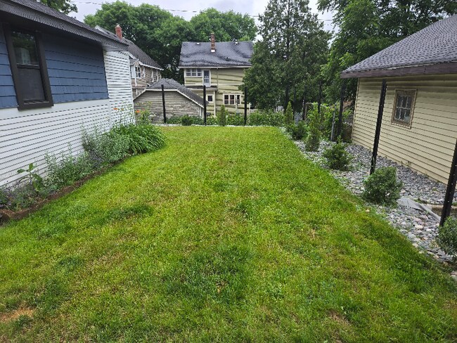 Building Photo - 1019 Widdicomb Ave NW