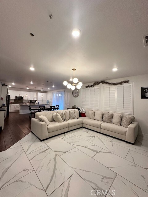 Foto del edificio - 3743 S Green Ave