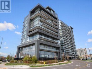 Building Photo - 10-1110 Gatineau Dr