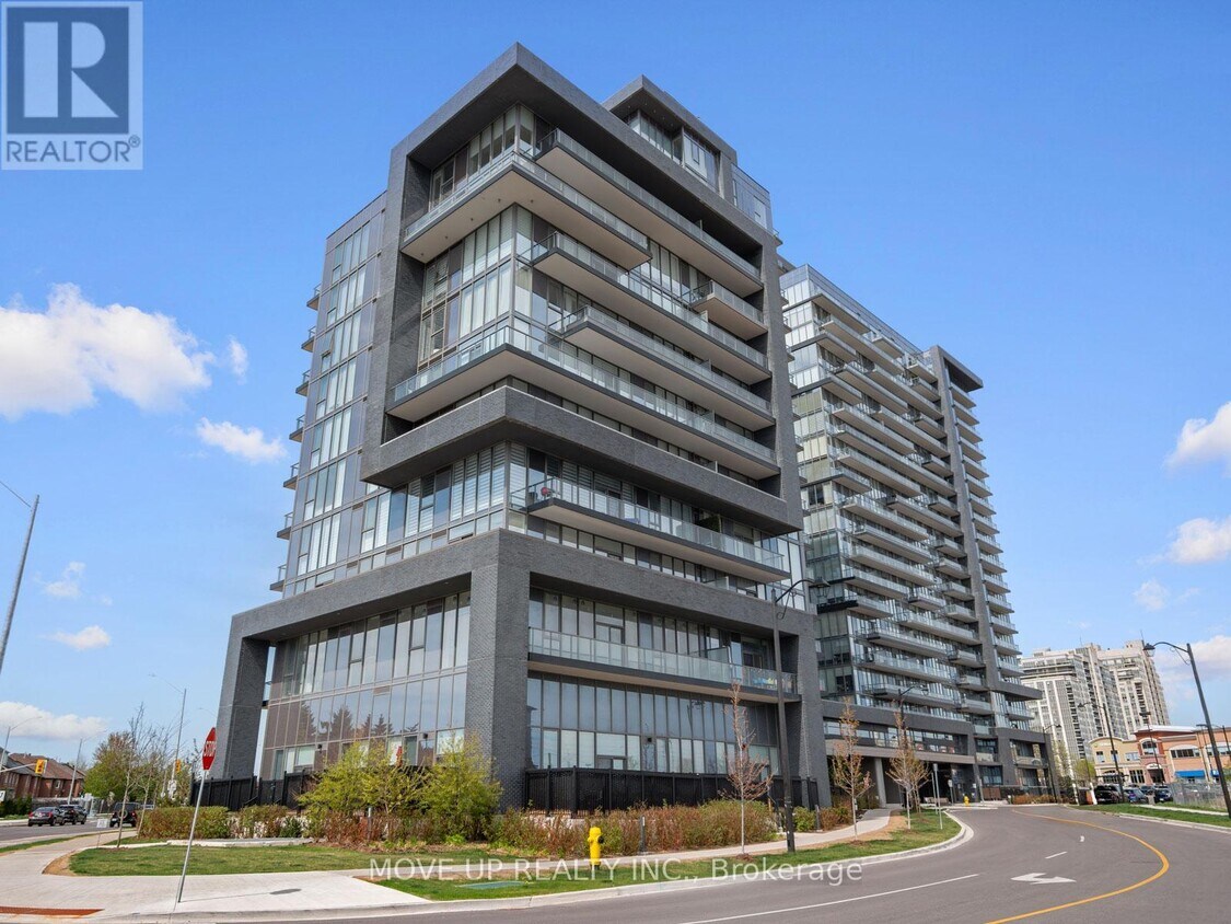 Photo principale - 10-1110 Gatineau Dr