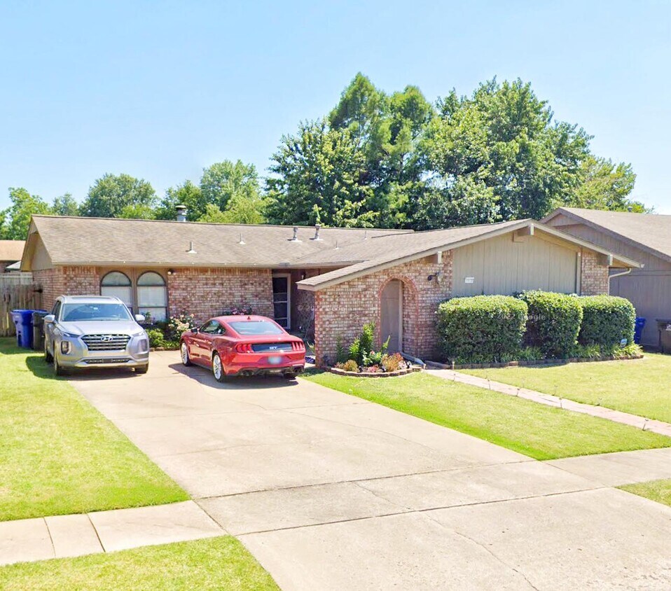 1117 W Knoxville St, Broken Arrow, OK 74012 House Rental in Broken Arrow, OK