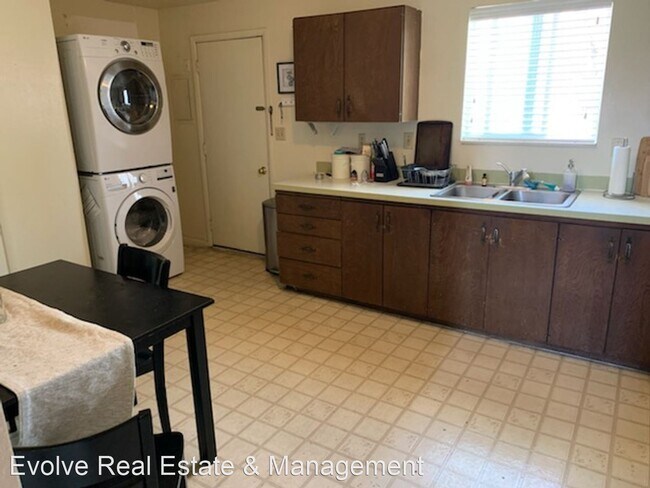 Foto del edificio - 2 br, 1 bath House - 1085 S Sarah Circle