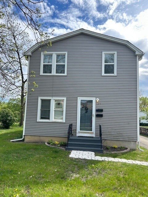 Primary Photo - 29 Park Ave