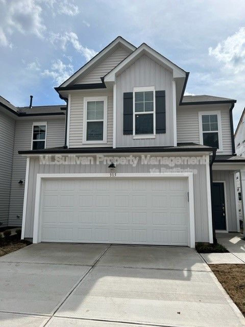 Building Photo - 315 Villanova Dr