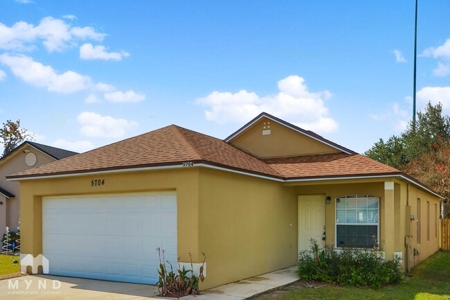 Foto del edificio - 5704 English Oak Dr S