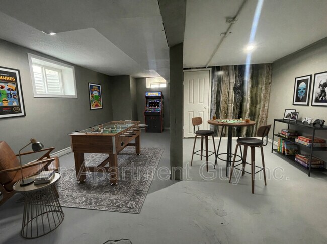 Photo du bâtiment - 529 Cannon St E