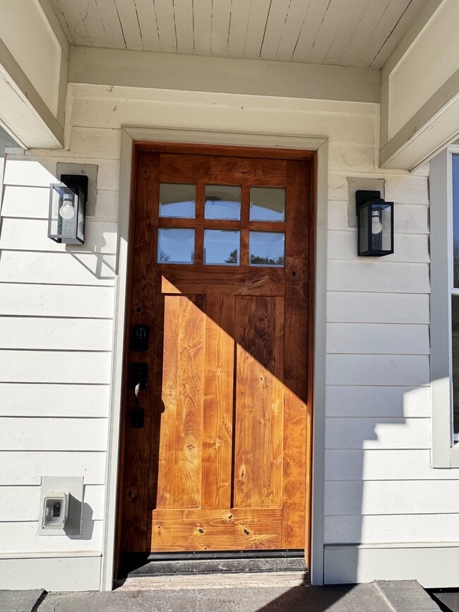 Foto del edificio - 1880 E Broad St