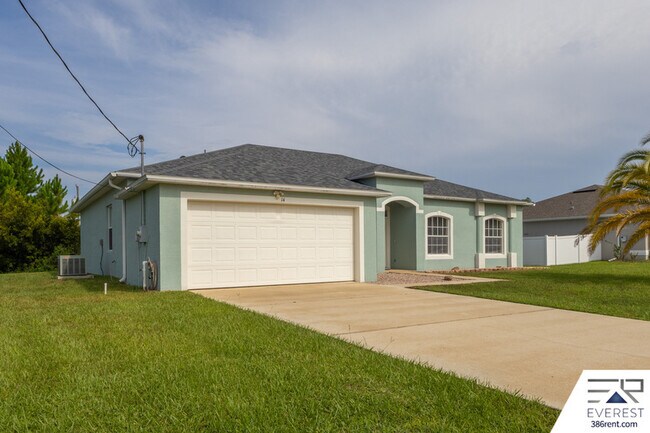 Building Photo - 14 Lysander Ln