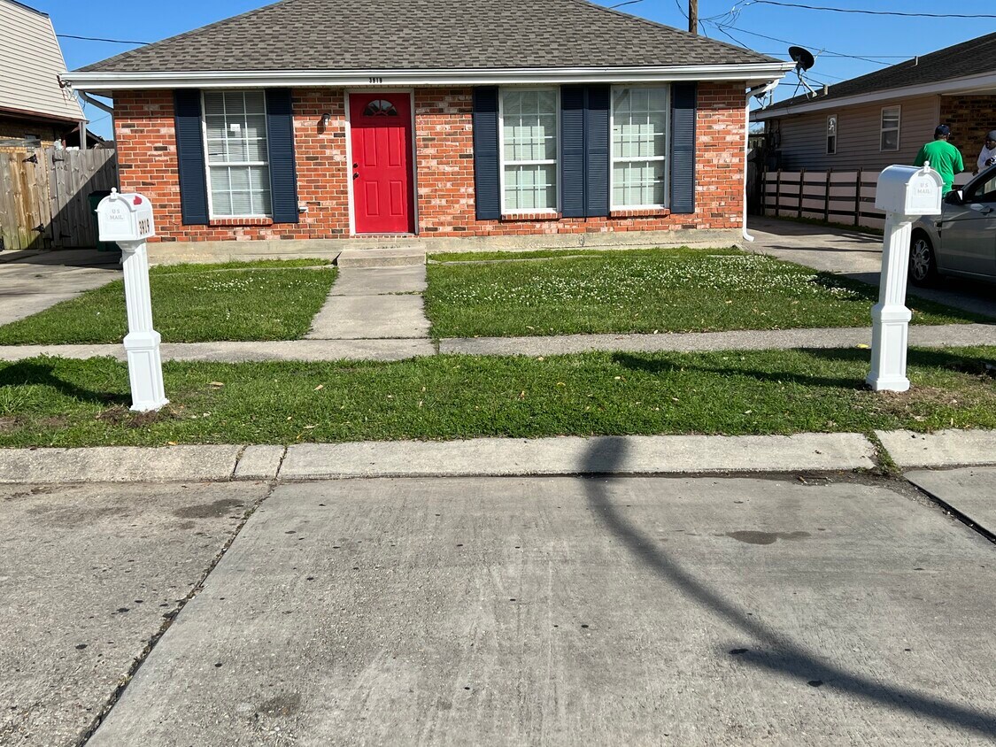 3917 Jupiter Dr, Chalmette, LA 70043 House Rental in Chalmette, LA