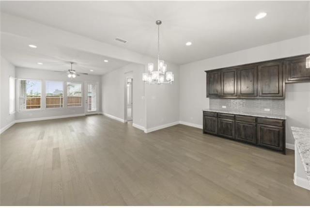 Foto del edificio - 2734 Woodland Ct